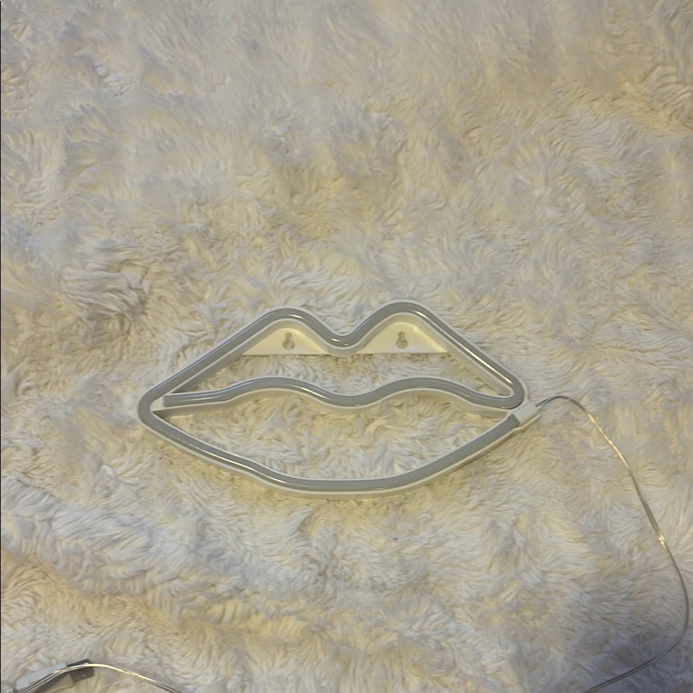 Amazon White Minimalist Lip/Bolt/Cloud Glow Art Wall Decor